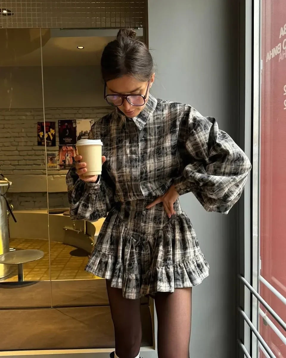 2025 New Elegantsuit Women's Clothing Set High-End Feel Spring Plaid Design Sensibility Ruffle Edge Mini Dress 2-Piece Wholesale